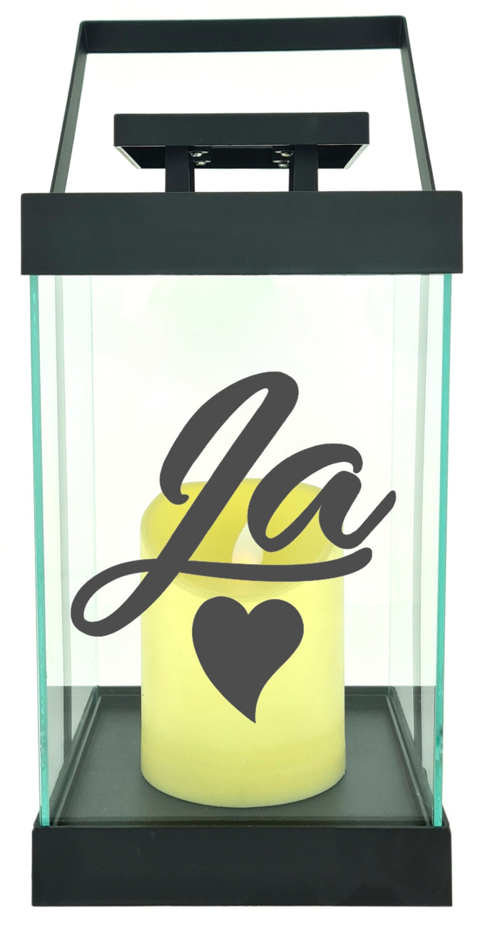 Edle Glas-Laterne mit LED-Kerze, Ja Herz Hochzeit, Timer, 35cm hoch mit Bügel, 24,5x13x13cm, Batterie LED-Licht LED-Laterne LED-Lampe mit Text Spruch