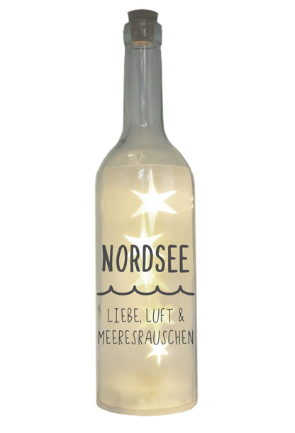 LED-Flasche mit Motiv, Nordsee Liebe Luft Meeresrauschen, 29cm, Flaschen-Licht Glitzer-Flasche Leuchtflasche Lampe mit Text Spruch maritim